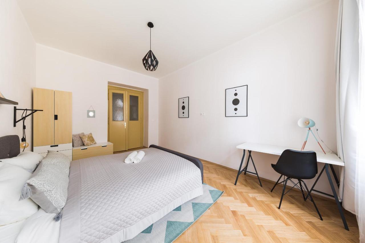 Boheme Apartment Prague Three Esterno foto